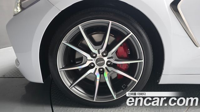 Genesis G70 2019 — photo 5