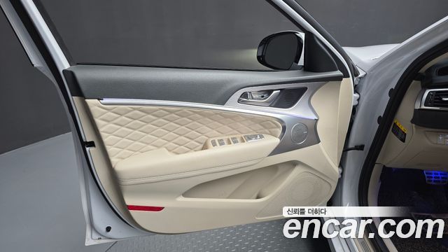 Genesis G70 2019 — photo 14