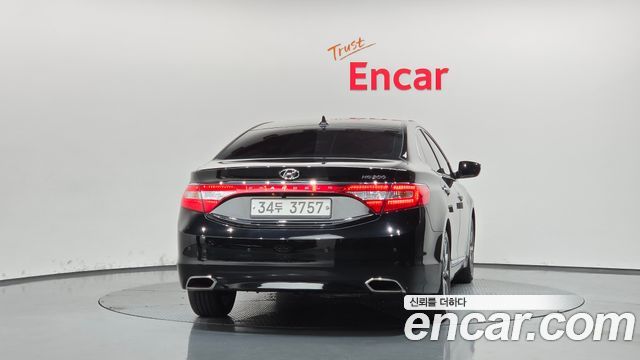 Hyundai Grandeur 2015 — photo 4