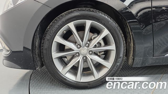 Hyundai Grandeur 2015 — photo 5