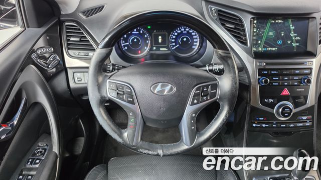 Hyundai Grandeur 2015 — photo 20