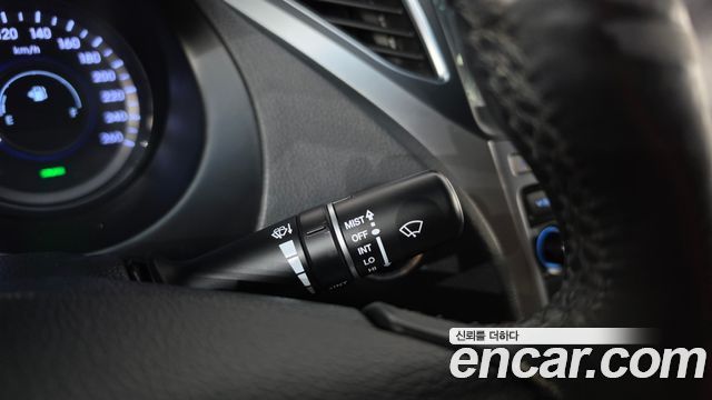 Hyundai Grandeur 2015 — photo 25