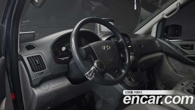Hyundai Starex 2015 — photo 13