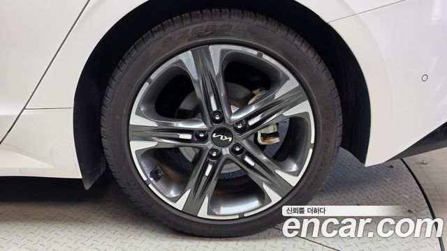 Kia K5 2023 — photo 7