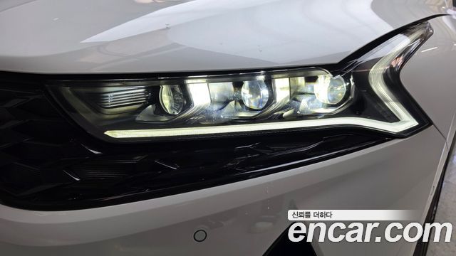 Kia K5 2023 — photo 8