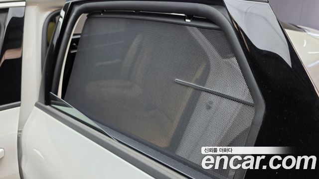 Kia K5 2023 — photo 31