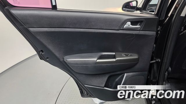 Kia Sportage 2017 — photo 15