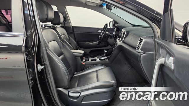 Kia Sportage 2017 — photo 16