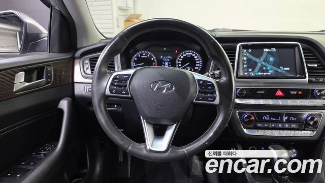 Hyundai Sonata 2019 — photo 13