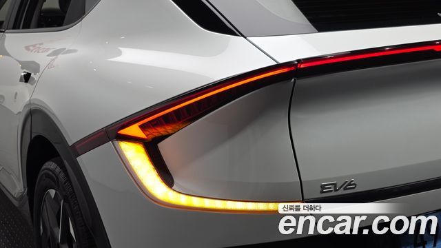 Kia EV6 2026 — photo 9