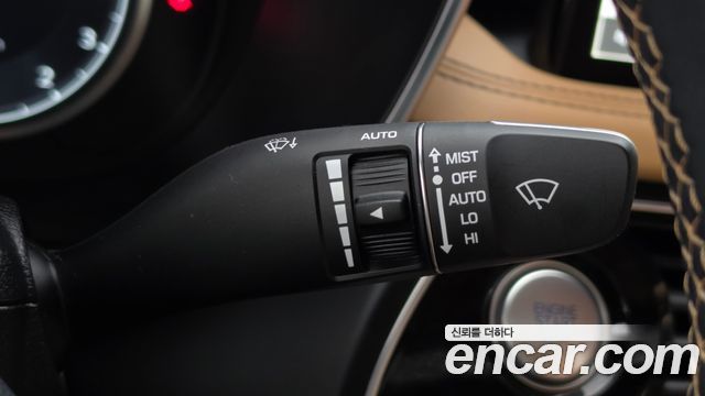 Genesis G70 2021 — photo 27