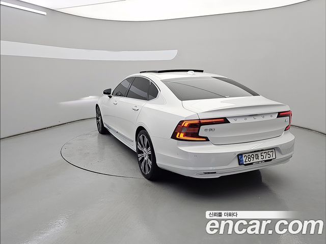Volvo S90 2023 — photo 2