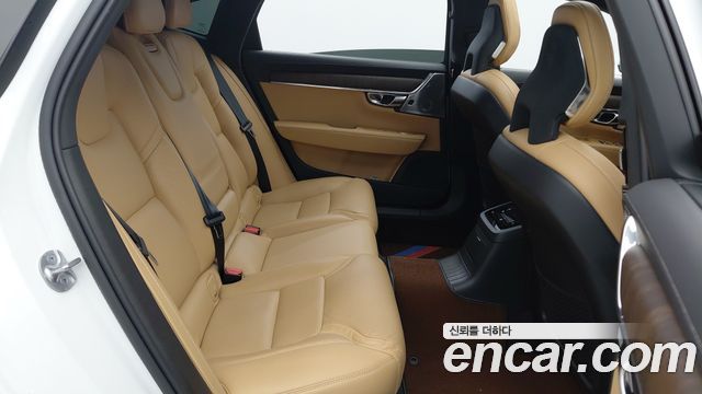 Volvo S90 2023 — photo 18