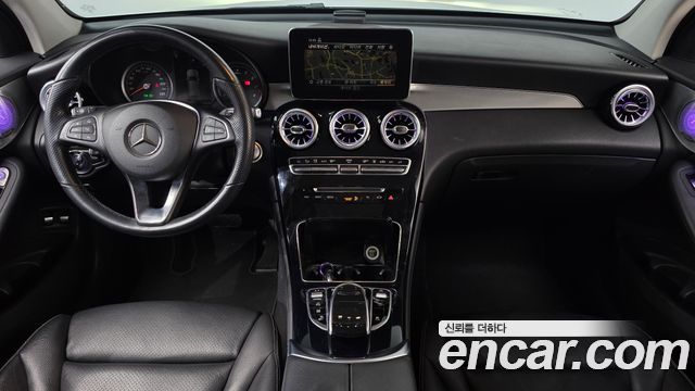 Mercedes-Benz GLC-Class 2019 — photo 10
