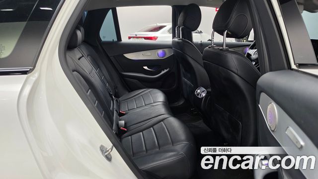 Mercedes-Benz GLC-Class 2019 — photo 17