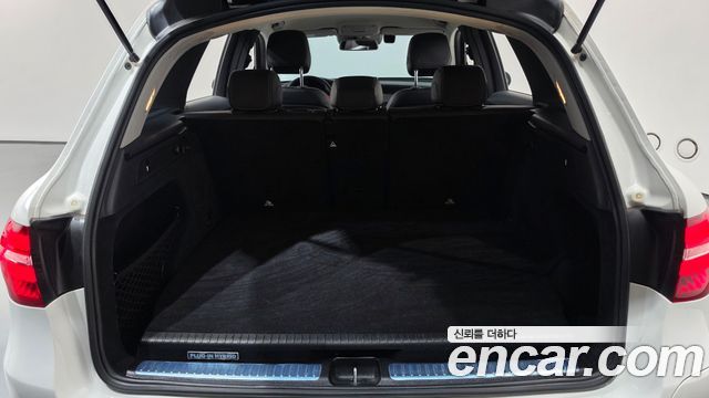 Mercedes-Benz GLC-Class 2019 — photo 24