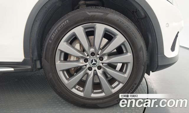 Mercedes-Benz GLC-Class 2019 — photo 7