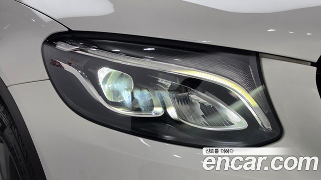Mercedes-Benz GLC-Class 2019 — photo 8