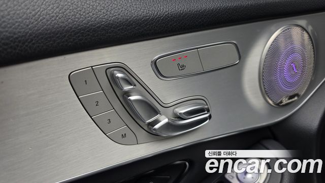 Mercedes-Benz GLC-Class 2019 — photo 28