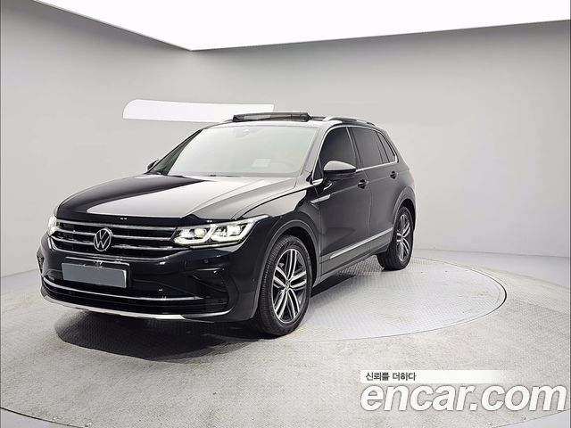 Volkswagen Tiguan 2023 — photo 1