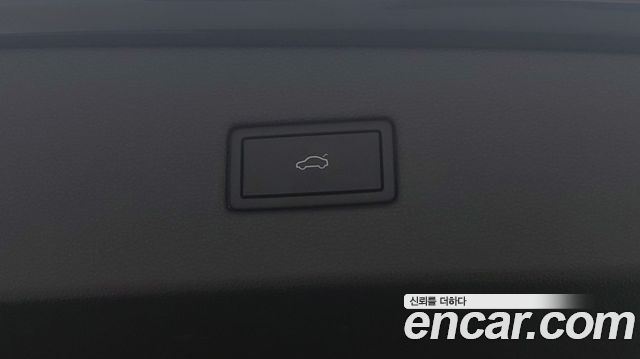 Volkswagen Tiguan 2023 — photo 13