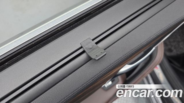 BMW 5-Series 2020 — photo 29