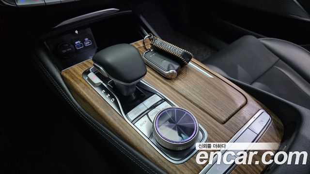 Kia K9 2022 — photo 12
