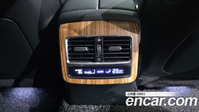 Kia K9 2022 — photo 30