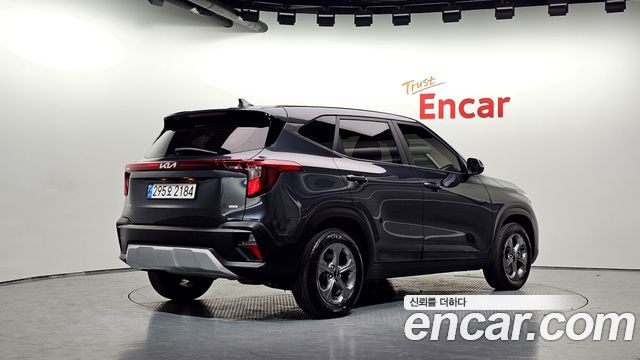 Kia Seltos 2025 — photo 2