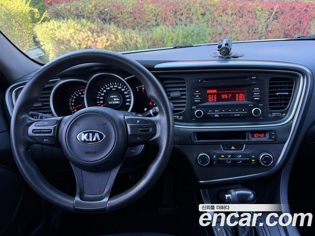 Kia K5 2015 — photo 10