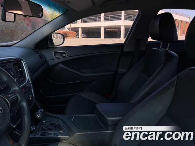 Kia K5 2015 — photo 12