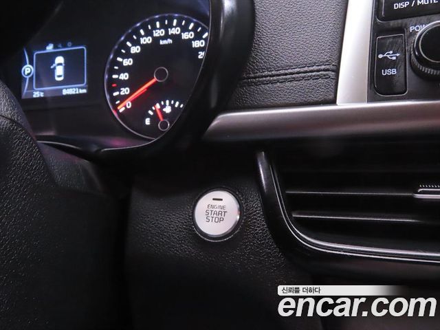 Kia K5 2016 — photo 17