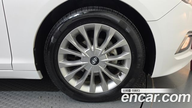 Hyundai Sonata 2017 — photo 7