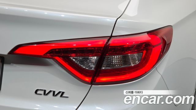 Hyundai Sonata 2017 — photo 9
