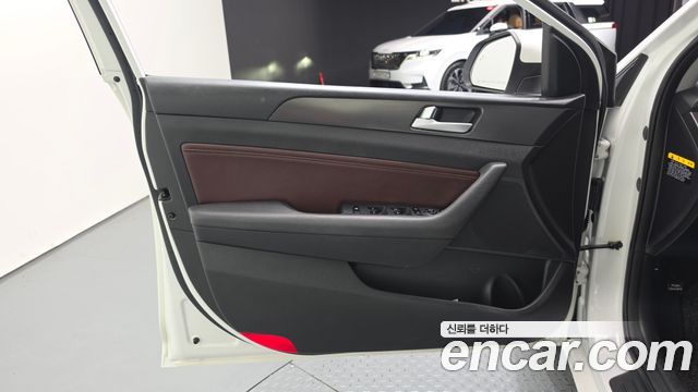 Hyundai Sonata 2017 — photo 14