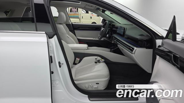 Hyundai Grandeur 2023 — photo 16