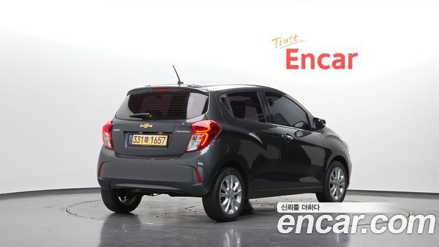 Chevrolet Korea Spark 2022 — photo 2