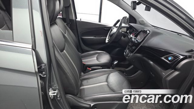 Chevrolet Korea Spark 2022 — photo 11