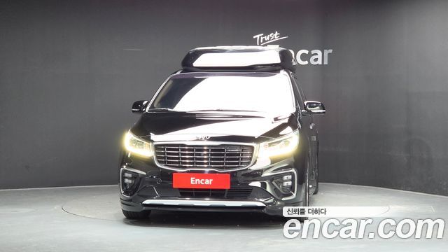 Kia Canival 2019 — photo 3