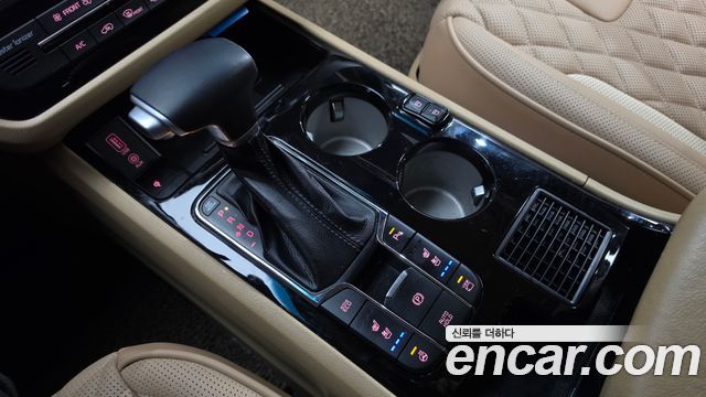 Kia Canival 2019 — photo 12