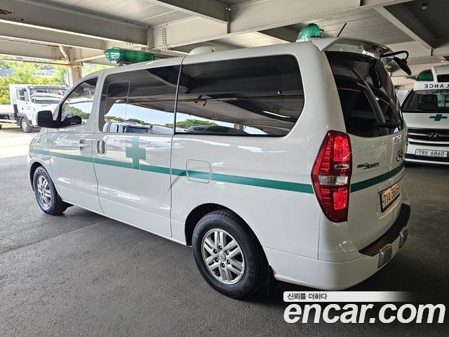 Hyundai Starex 2017 — photo 4
