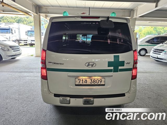 Hyundai Starex 2017 — photo 5