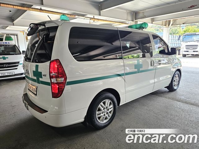 Hyundai Starex 2017 — photo 6