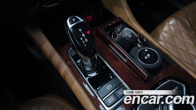 Kia K9 2015 — photo 12