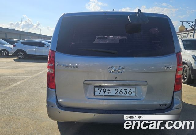Hyundai Starex 2012 — photo 4