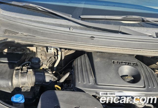 Hyundai Starex 2012 — photo 11