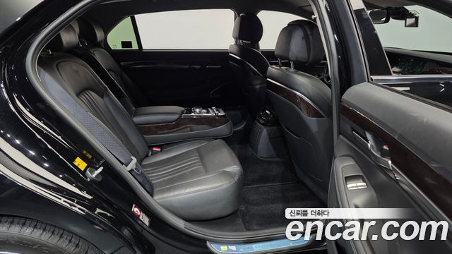 Genesis EQ900 2017 — photo 18