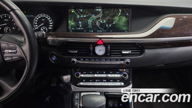Genesis EQ900 2017 — photo 22