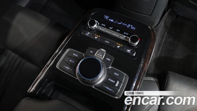 Genesis EQ900 2017 — photo 25