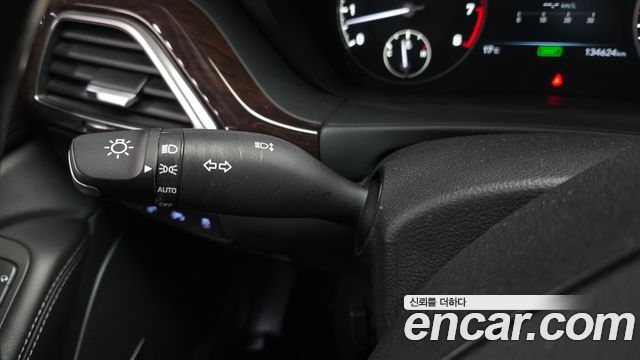 Genesis EQ900 2017 — photo 29